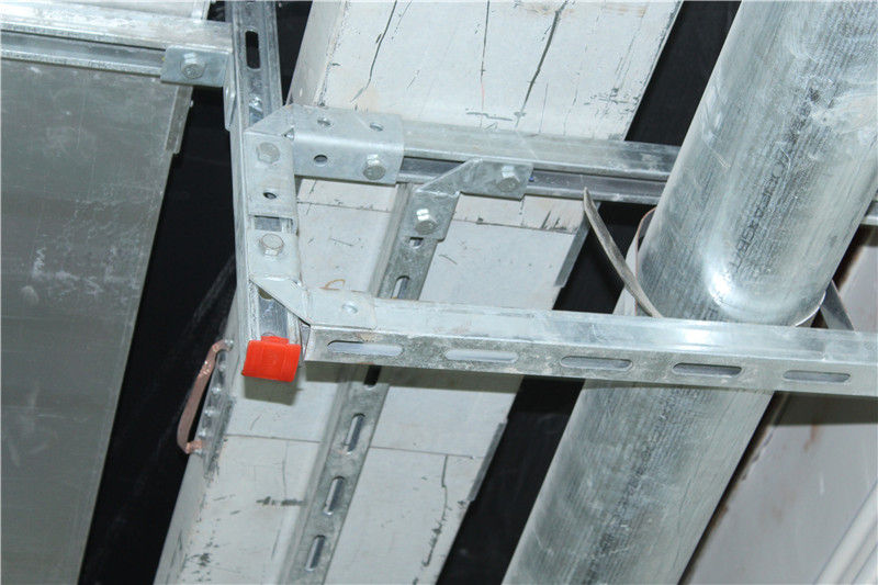 支吊架,综合支吊架,抗震支架,管廊系统,管道支吊架